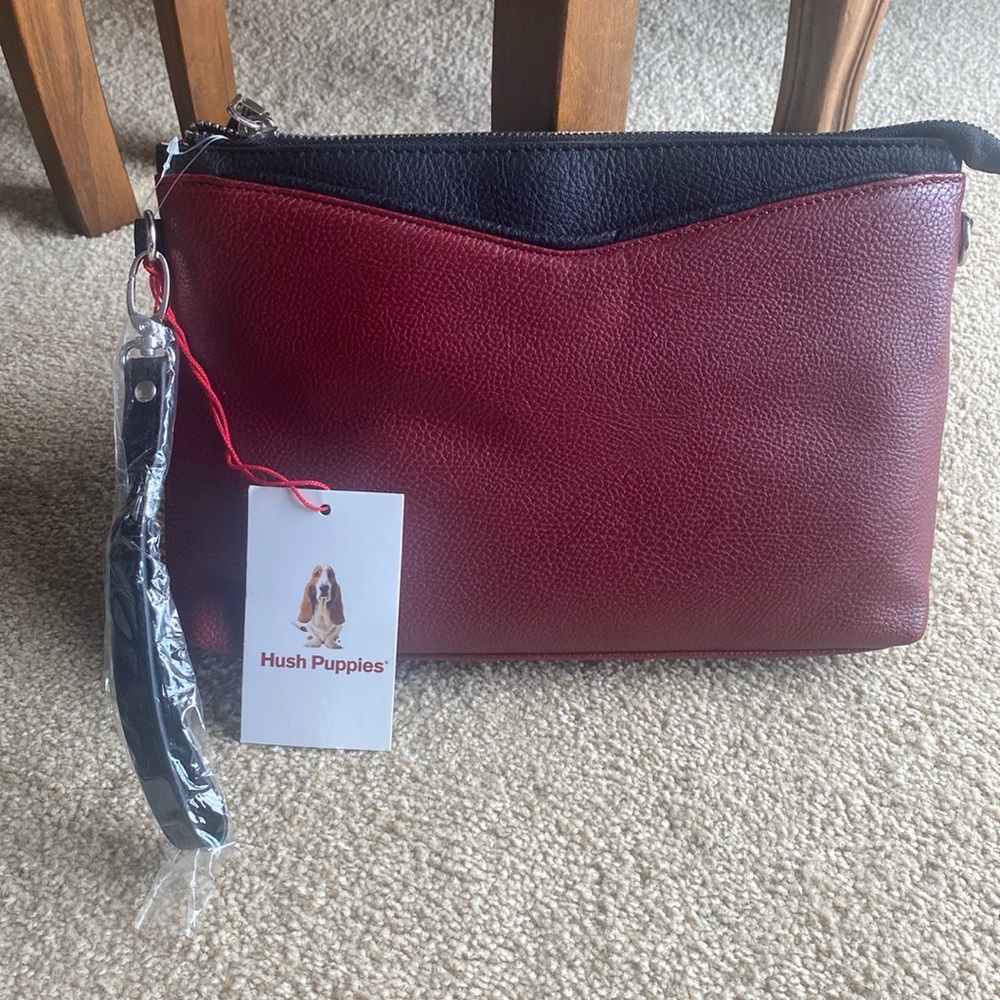 NWT Hush Puppies Crossbody/Wristlet Handbag in Wine and Black